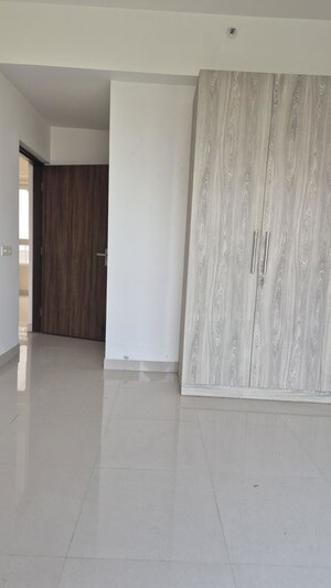 Room in 3.5 BHK Apartment at Adani M2K Oyster Grande, Sector 102 – for Sale