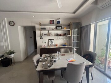 Master Bedroom in 3 BHK Apartment at Piramal Vaikunth, Balkum Pada – for Rent