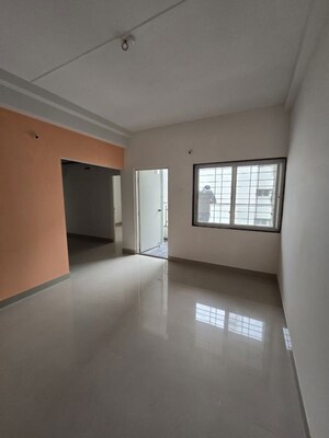 Room in 2 BHK Apartment at Pimple Saudagar – for Rent