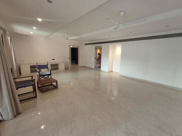 Parking in 4 BHK Apartment at Oxford Hallmark, Koregaon Park – for Rent