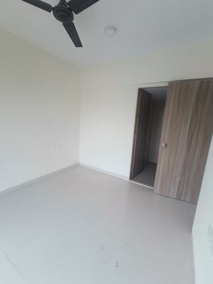 Room in 1 BHK Apartment at A And O Eminente Phase 2, Dahisar East – for Rent