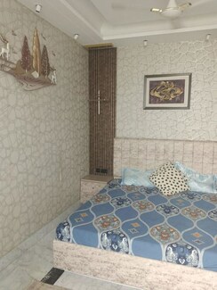 4 BHK + Pooja Room,Servant Room,Study Room Apartment For Rent in Ahuja Towers