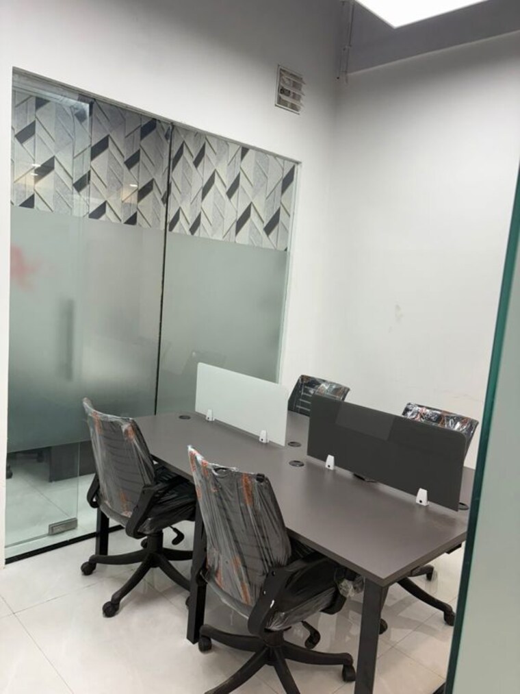 Team Area, sector 3 Commercial Office Space 650 Sq.Ft. In Sector 3 Noida 10022333
