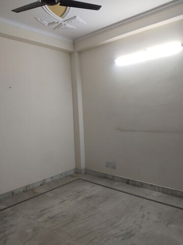 Room in 3 BHK Independent House at Shakti Khand – for Rent