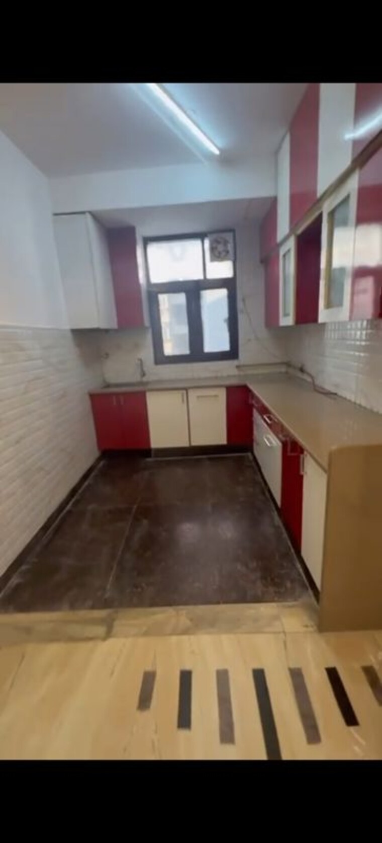 Kitchen, jkg-amba-g-residency 3 Bedroom 912 Sq.Ft. Apartment In Ahinsa Khand 2 Ghaziabad 10022389