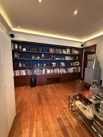 Balcony in 2 BHK Apartment at Malabar Hill – for Rent