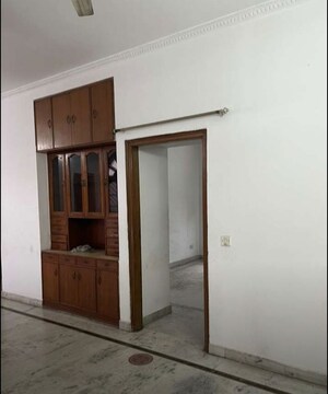 Room in 2 BHK Independent House at Sector Swarn Nagri – for Rent