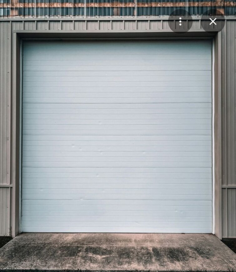 Cover Image, model town phase 2 Commercial Shop 400 Sq.Ft. In Model Town Phase 2 Delhi 10022501