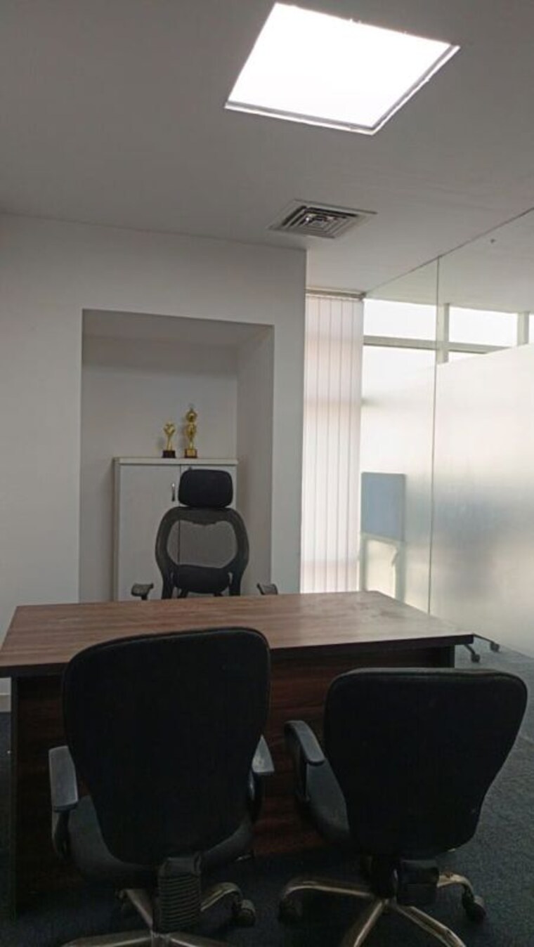 Team Area, sector 16 Commercial Office Space 3000 Sq.Ft. In Sector 16 Noida 10022578