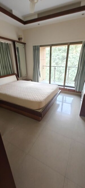 Bedroom in 4 BHK Apartment at Tata Petit Towers, Peddar Road – for Rent