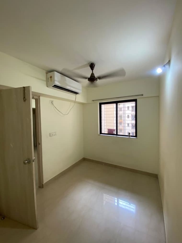 Bedroom, lodha-crown-jasmine-d-e-and-f 1 Bedroom 499 Sq.Ft. Apartment In Dombivli East Thane 10022370