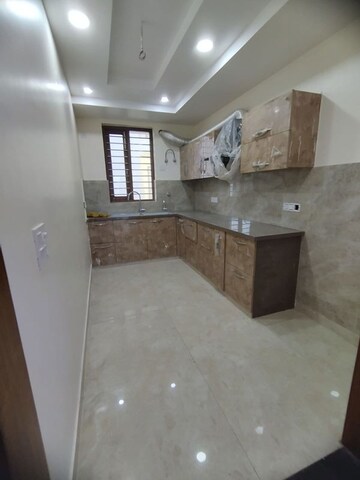 Kitchen in 4 BHK Builder Floor at Parklands, Sector 85 – for Sale
