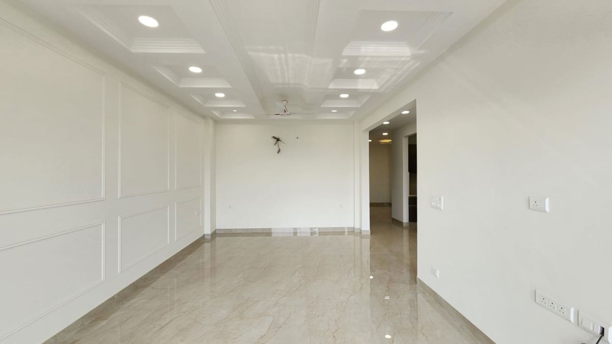 3 BHK + Pooja Room,Servant Room Builder Floor For Sale in Parklands