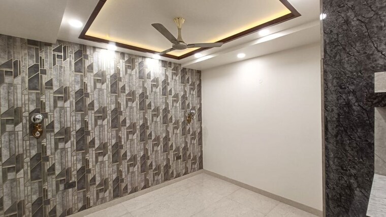 Balcony, parklands 3 Bedroom 250 Sq.Yd. Builder Floor In Sector 85 Faridabad 10022201