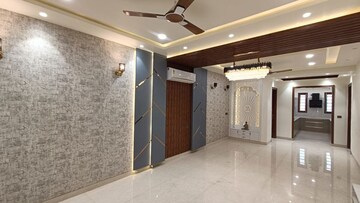 Building Lobby in 3 BHK Builder Floor at Parklands, Sector 85 – for Sale