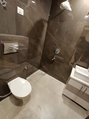 Team Area in 3 BHK Builder Floor at Puri Kohinoor, Sector 89 – for Sale