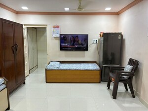 Living Room in 1 BHK Villa at Kurla West – for Rent