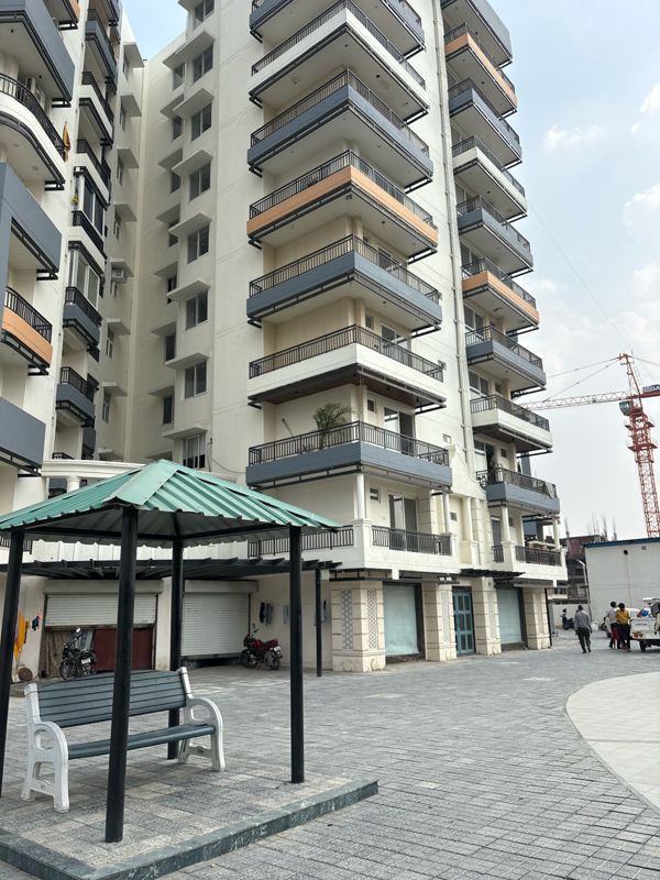 4 BHK + Pooja Room,Study Room,Extra Room Apartment For Sale in Ratan Galaxy