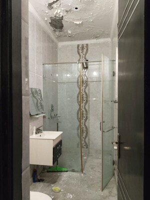 Bathroom in 2 BHK Builder Floor at Green Fields Colony – for Rent