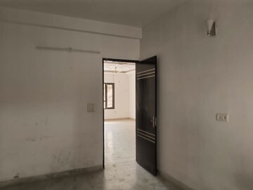 2 BHK Builder Floor For Rent in Green Fields Colony