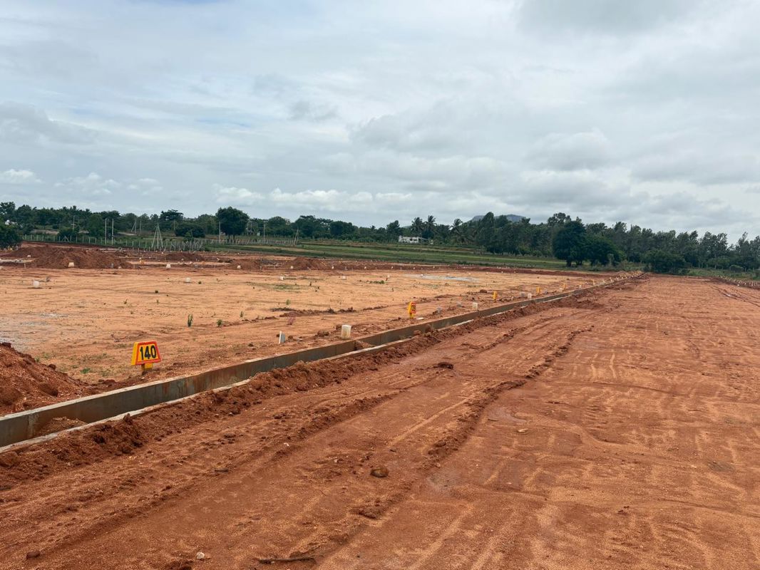 Plot For Sale in Domlur