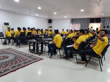  Shop For Rent in Dosti West County, Balkum Pada