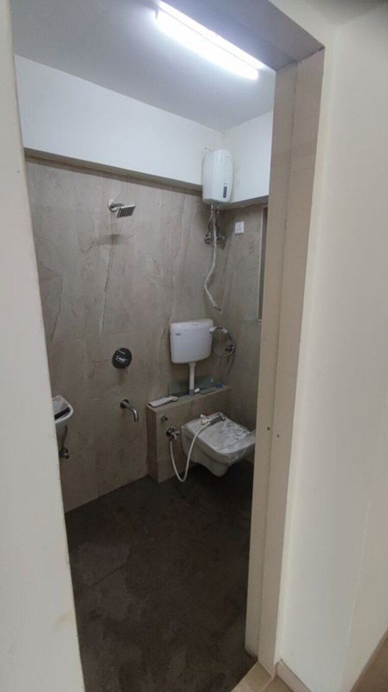 Bathroom, p-square-ganga-avenue 1 Bedroom 450 Sq.Ft. Apartment In Mazgaon Mumbai 10023234