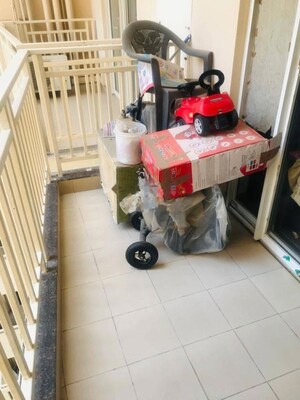 Team Area in 2.5 BHK Apartment at M3M Marina, Sector 68 – for Rent