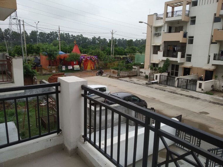 Balcony, bptp-park-elite-floor-ii 3 Bedroom 190 Sq.Yd. Builder Floor In Sector 75 Faridabad 10006340