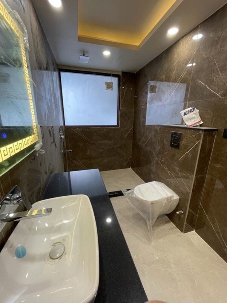 Master Bedroom, parklands 4 Bedroom 350 Sq.Yd. Builder Floor In Sector 85 Faridabad 10006206