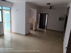 Room in 2 BHK Apartment at GH-7 Crossings Republik, Vijay Nagar – for Sale