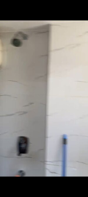 Furnished Amenities in 2 BHK Apartment at Lower Parel – for Rent