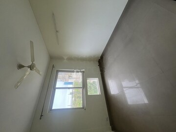 Building Lobby in 3.5 BHK Apartment at BPTP Park Prime, Sector 66 – for Rent