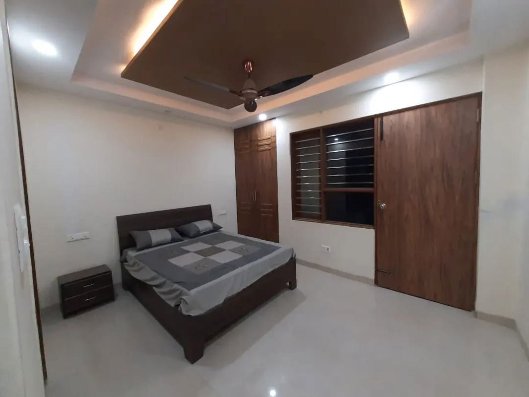 3 BHK + Pooja Room 135 Sq.Yd. Builder Floor in Puri Kohinoor