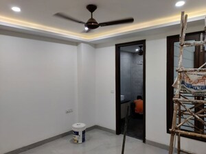 Room in 3 BHK Builder Floor at Puri Vip Floors, Sector 81 – for Sale