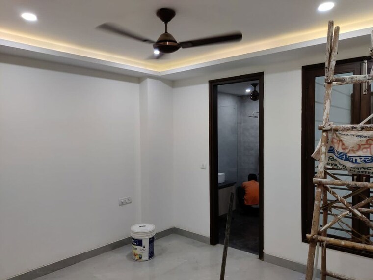 Room, puri-vip-floors 3 Bedroom 268 Sq.Yd. Builder Floor In Sector 81 Faridabad 10005862