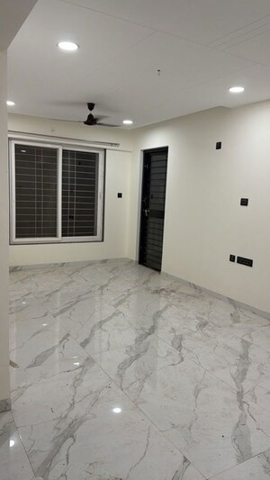 Room in 3 BHK Apartment at Swaraaj Paradise, Pimple Saudagar – for Rent