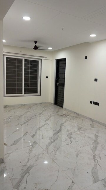 Room in 3 BHK Apartment at Swaraaj Paradise, Pimple Saudagar – for Rent