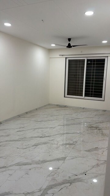 Room in 3 BHK Apartment at Swaraaj Paradise, Pimple Saudagar – for Rent