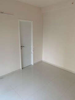 2 BHK Apartment For Rent in Godrej Green Cove