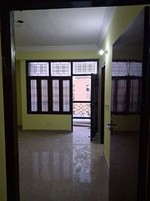 Room in 3 BHK Apartment at Saiyash Residency, Faizabad Road – for Rent