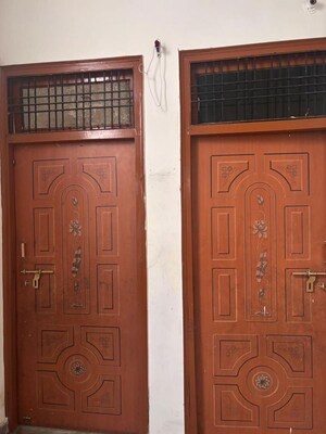 Furnished Amenities in 2 BHK Independent House at Narayan Plaza Jankipuram, Jankipuram – for Rent