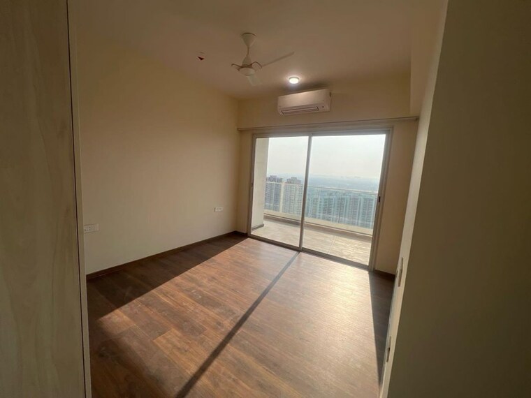 Room, kalpataru-vista 3 Bedroom 3000 Sq.Ft. Apartment In Sector 128 Noida 10023955