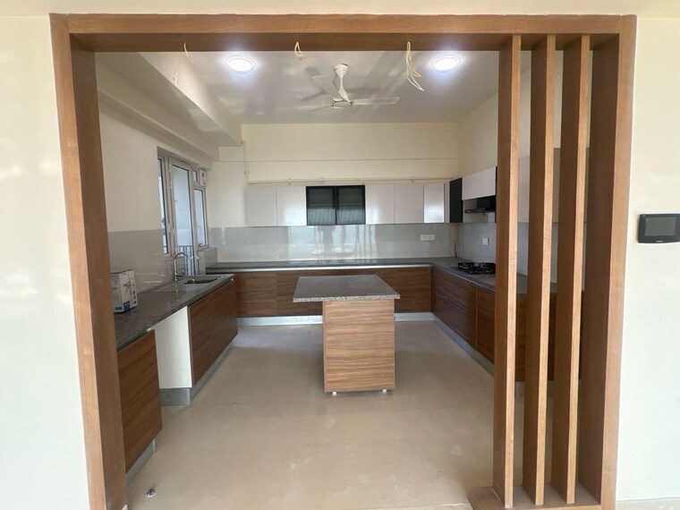 Kitchen, kalpataru-vista 3 Bedroom 3000 Sq.Ft. Apartment In Sector 128 Noida 10023955