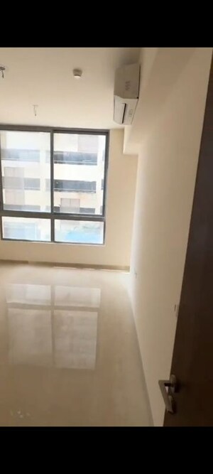 Room in 5 BHK Villa at Piramal Vaikunth, Balkum Pada – for Sale