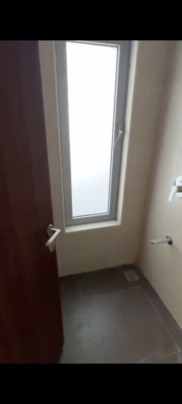 Bathroom in 5 BHK Villa at Piramal Vaikunth, Balkum Pada – for Sale