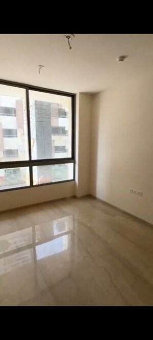 Room in 5 BHK Villa at Piramal Vaikunth, Balkum Pada – for Sale