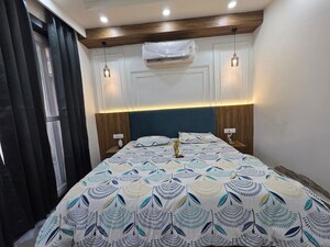 Bedroom in 1 RK Builder Floor at Ambience Mall, Sector 24 – for Rent