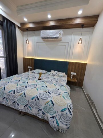 Bedroom in 1 RK Builder Floor at Ambience Mall, Sector 24 – for Rent