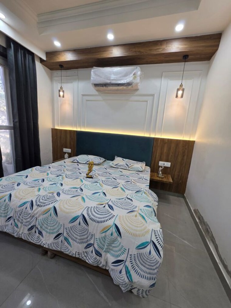 Bedroom, ambience-mall 1 RK 250 Sq.Ft. Builder Floor In Sector 24 Gurgaon 10023969
